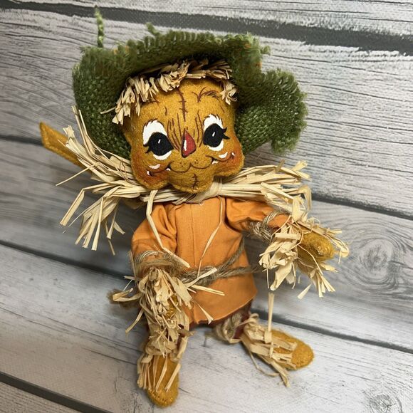 Pilgrim Girl and Boy Annalee Dolls Fall, Thanksgiving - Picture 8 of 13